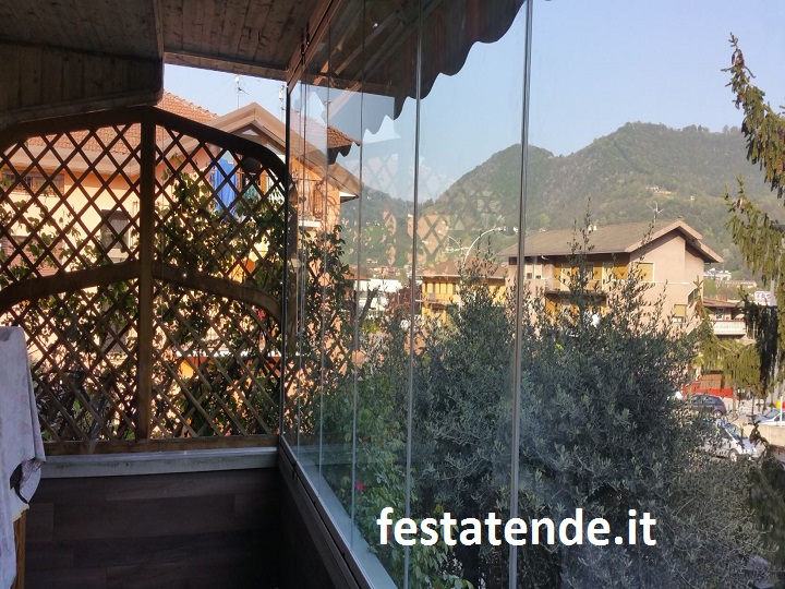 CHIUSURE PER TERRAZZI IN VETRO-VETRATE SCORREVOLI PER TERRAZZE